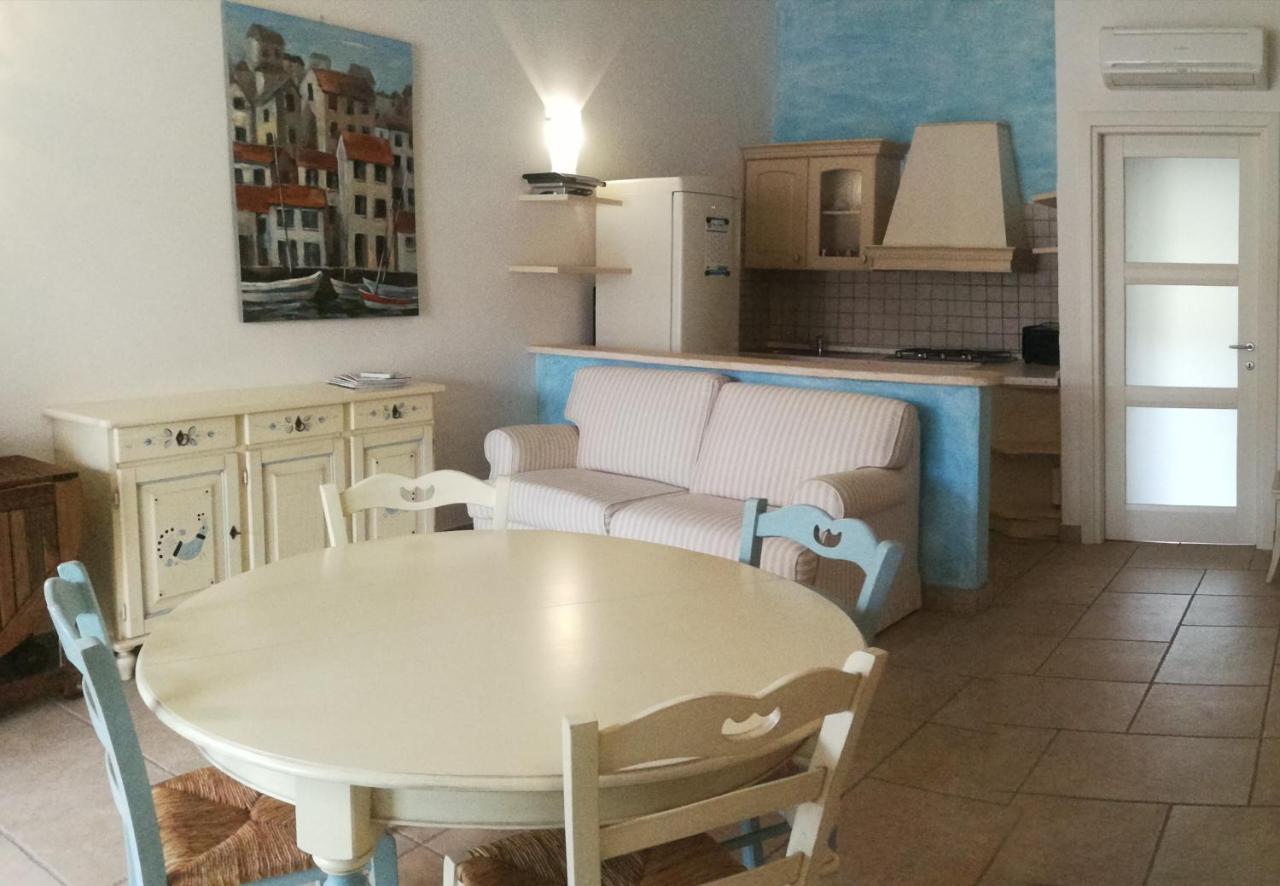 The Sunny House Appartement Villasimius Buitenkant foto