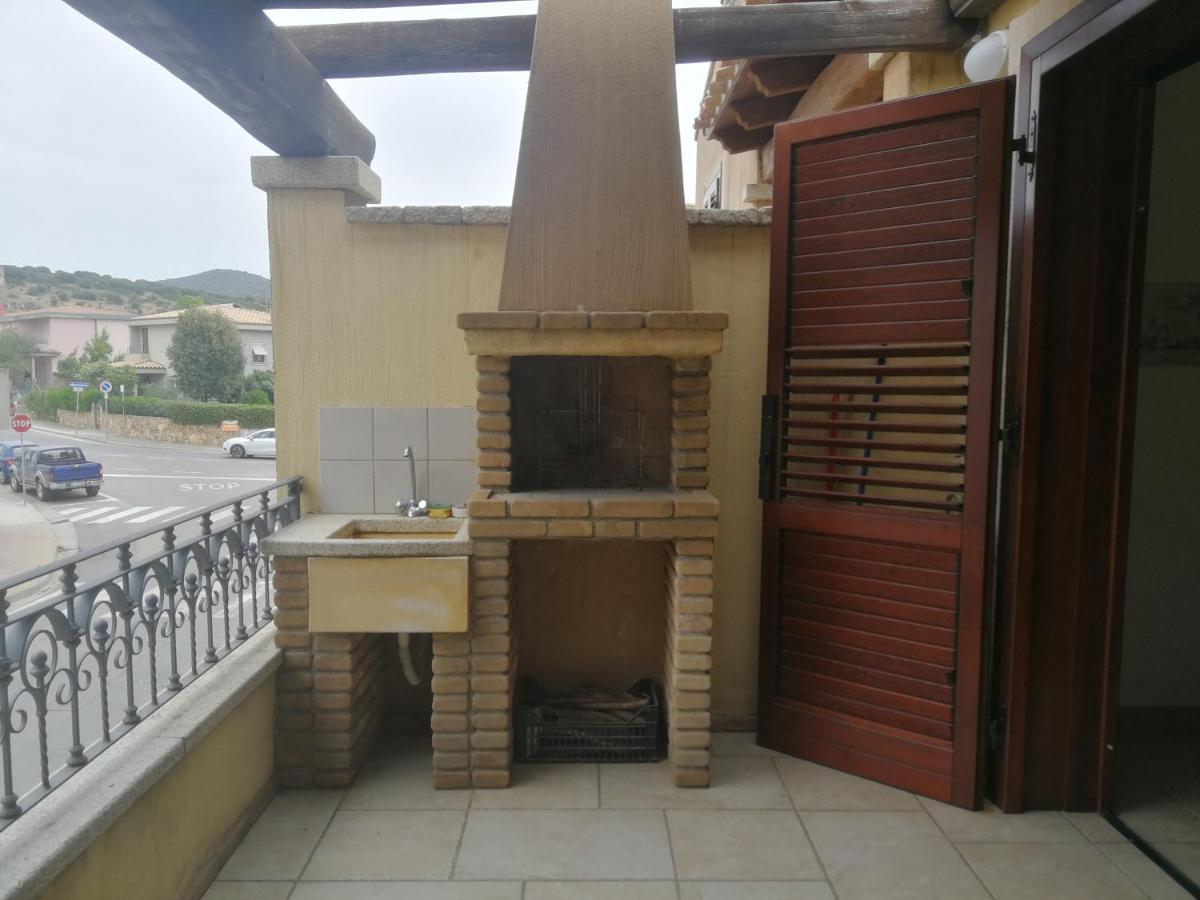 The Sunny House Appartement Villasimius Buitenkant foto